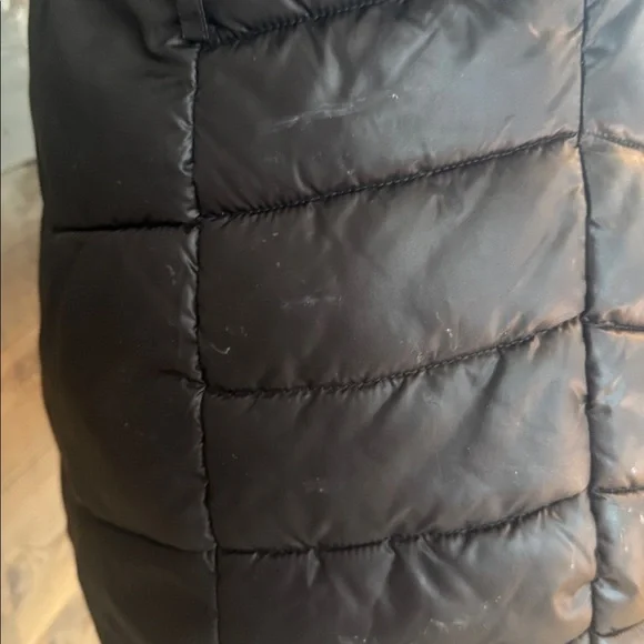 Michael Kors fleece-lined heavyweight puffer jacket with pink /rose gold trim - Picture 7 of 12
